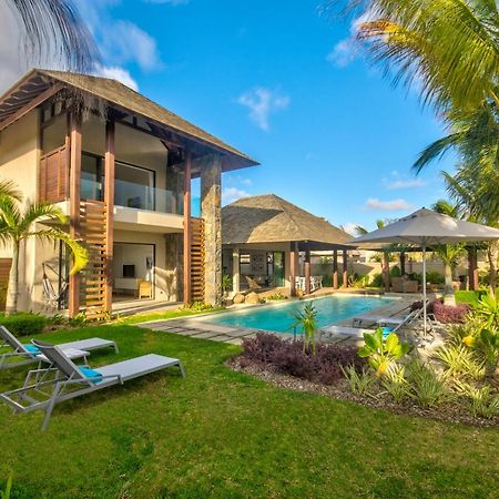 Mythic Suites & Villas By Mj Holidays Grand Gaube Exterior foto