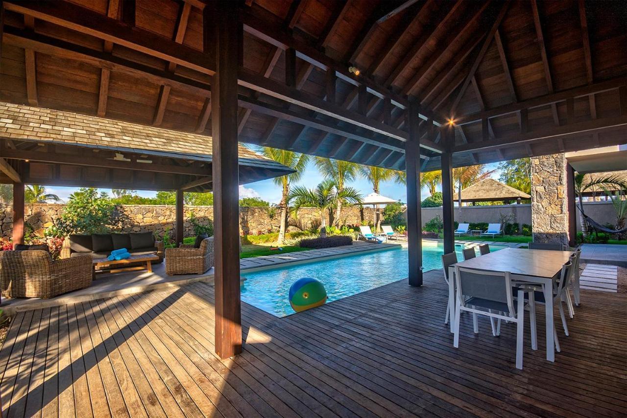 Mythic Suites & Villas By Mj Holidays Grand Gaube Exterior foto