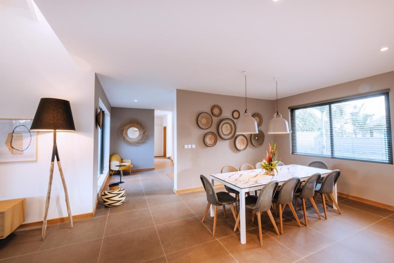Mythic Suites & Villas By Mj Holidays Grand Gaube Exterior foto